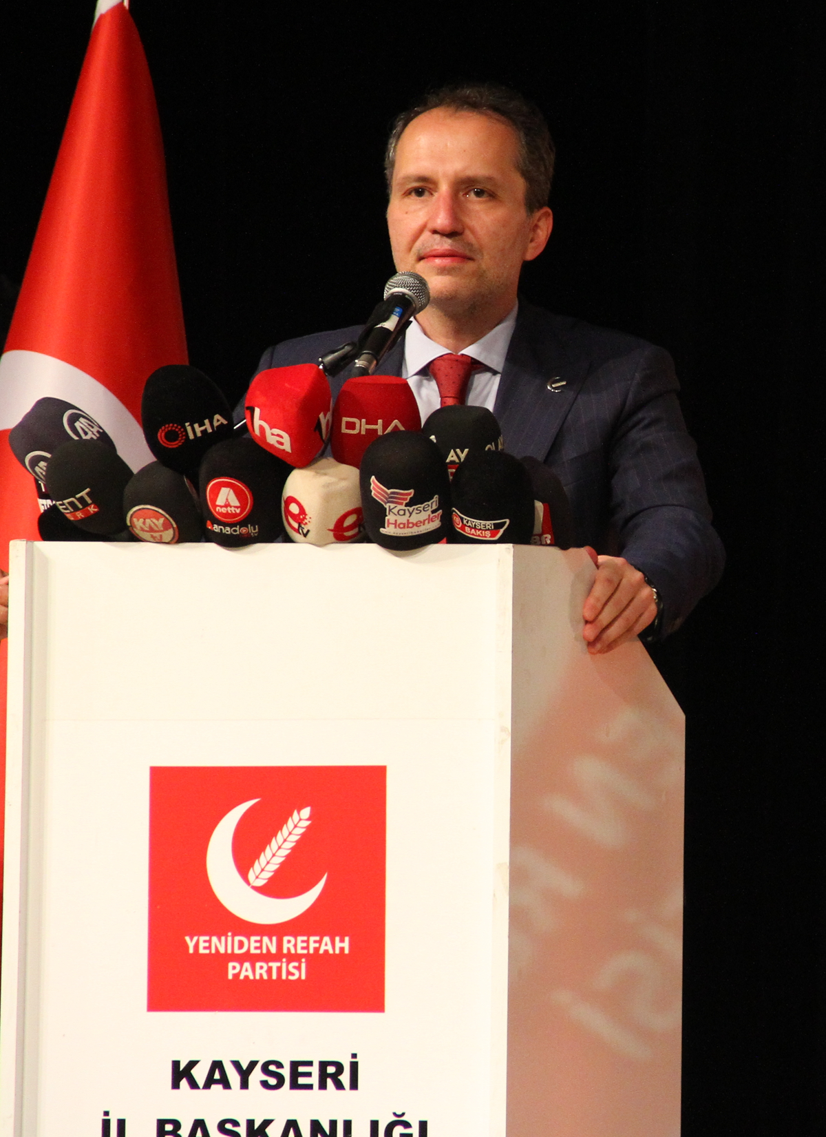 Fatih Erbakan'dan K�l��daro�lu'na: Ter�rist eleba�� Almanya'da se�im kampanyas� yap�yor