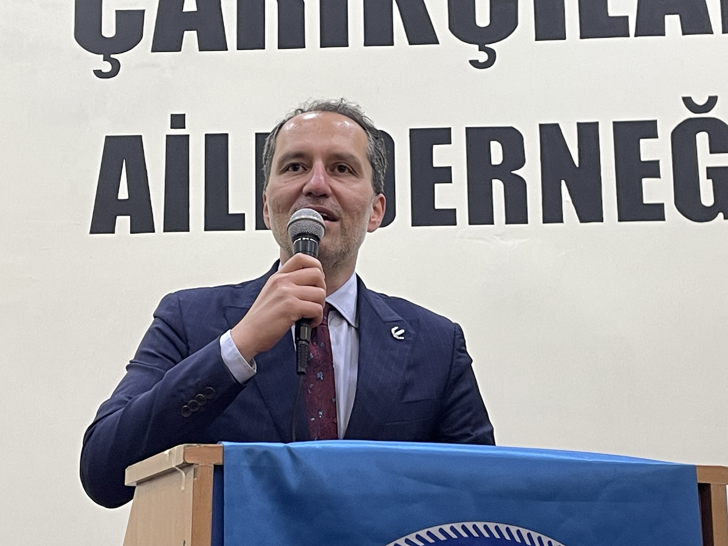 Fatih Erbakan'dan Saadet Partisi'ne tepki: Milli G�r��'� temsil etmiyor