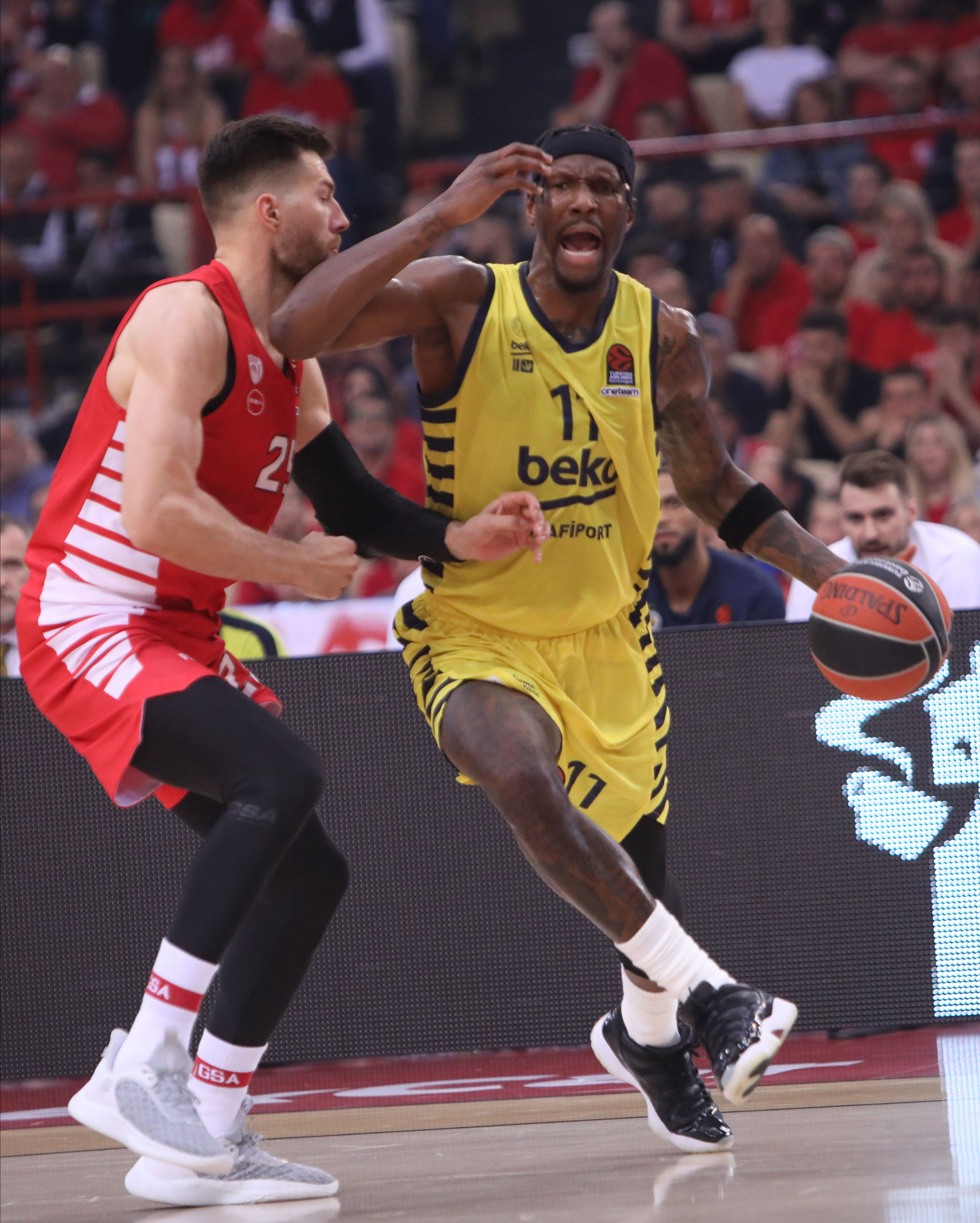 Nigel Hayes-Davis: Ma plan iin teknik ekibi tebrik etmek istiyorum