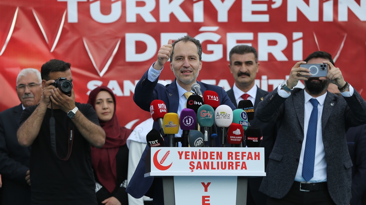 Yeniden Refah Partisi Genel Bakan Erbakan: Millet Trkiye'nin 28 ubat'n karanlklarna dnmesine msaade etmeyecek