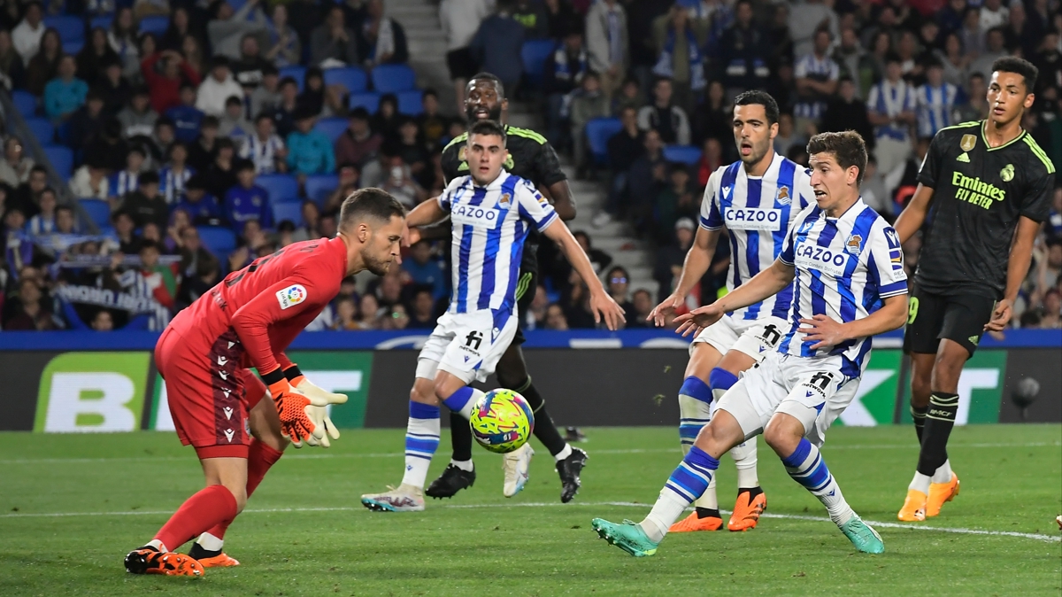 Real Sociedad, Real Madrid'i ampiyonluk yarndan etti