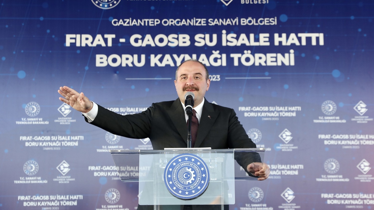 Bakan Varank: Bunun yolu 14 Mays'ta doru tercih yapmaktan geiyor