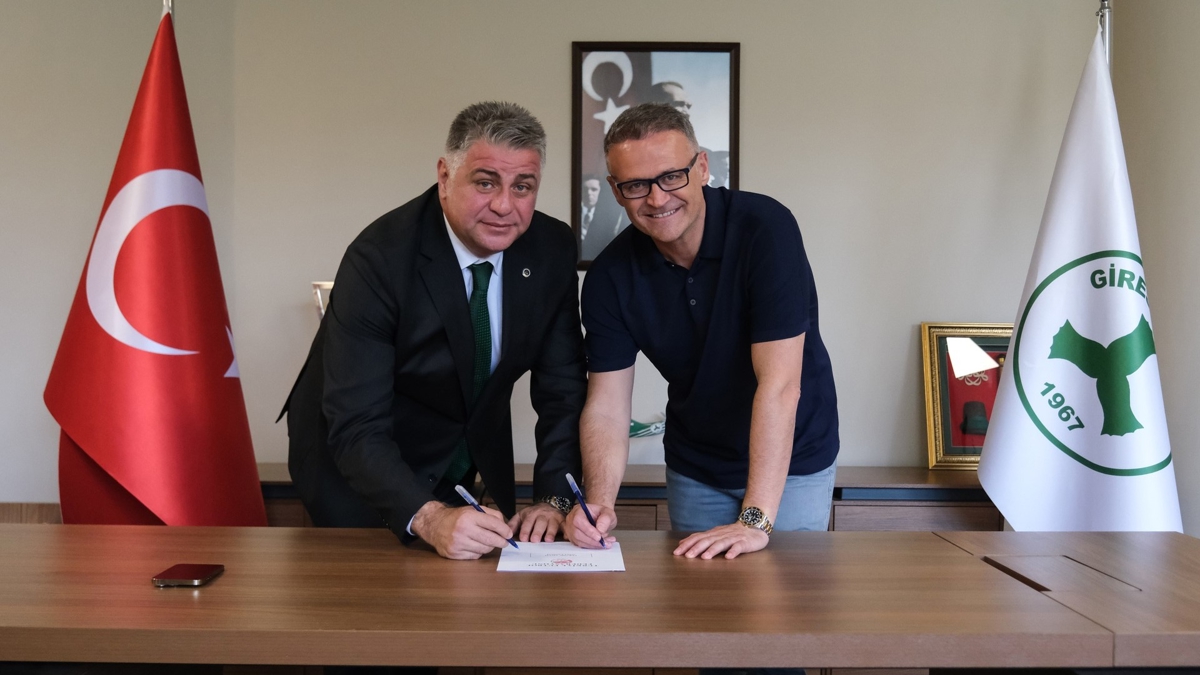 Giresunspor'un yeni teknik direktr rfan Buz
