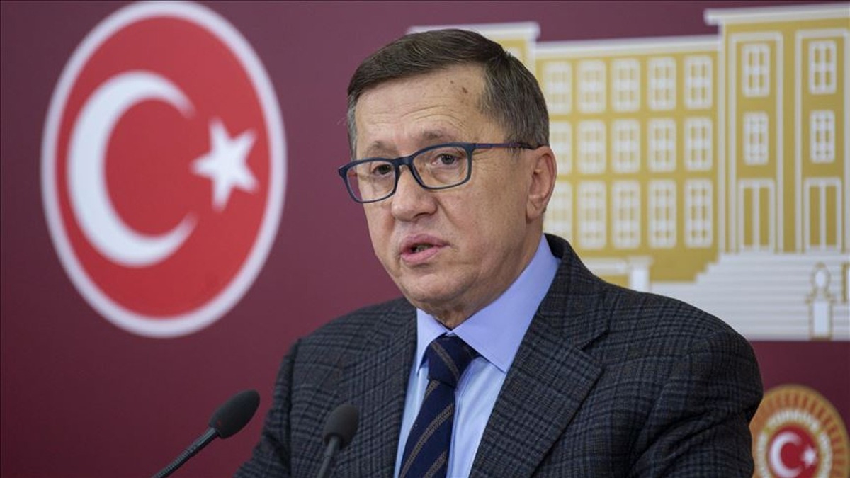 Trk-'ten Ltf Trkkan'a tepki: Syledii cmleleri kendisine iade ediyoruz