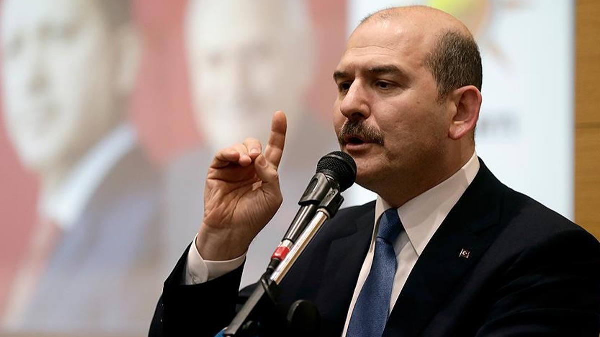 Bakan Soylu: PKK masann stne, Akener de altna indi