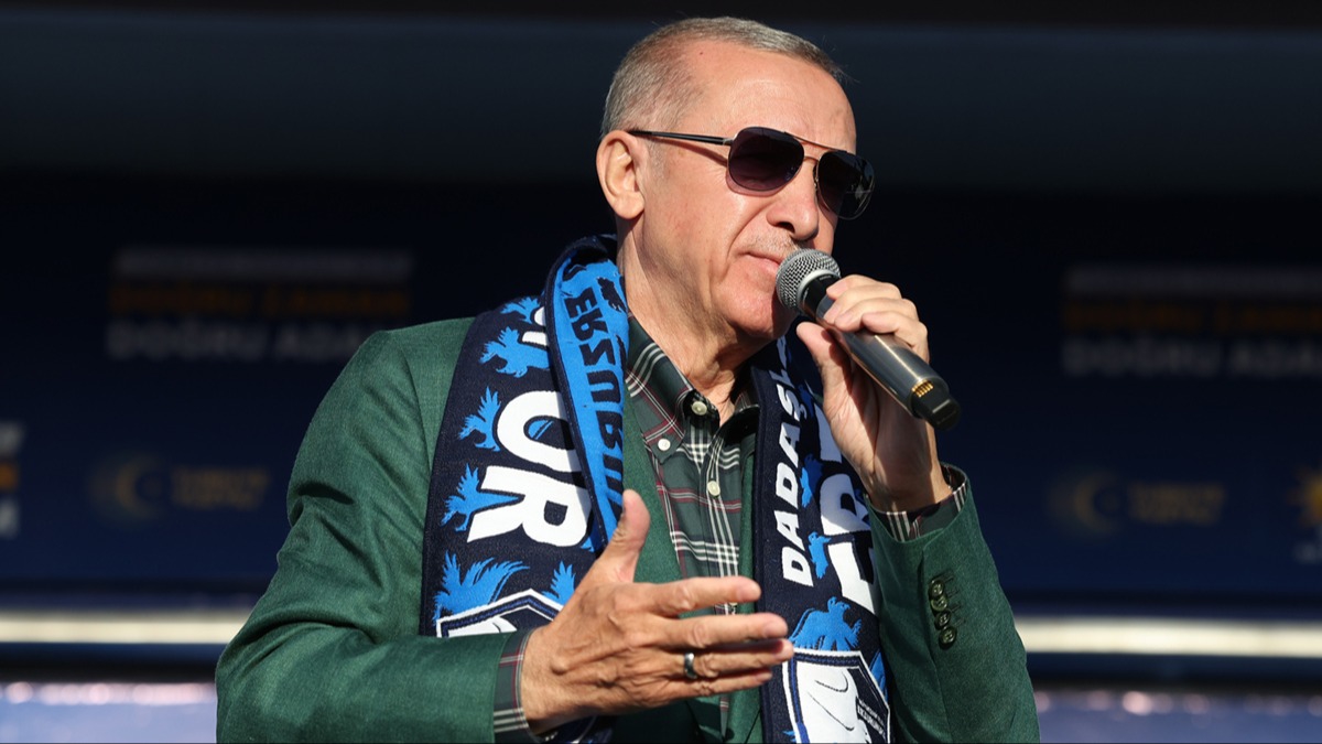 Bakan Erdoan 14 Mays mesajn Erzurum'dan verdi: Milleti tehdit eden yabanc dergiler karalar balayacak