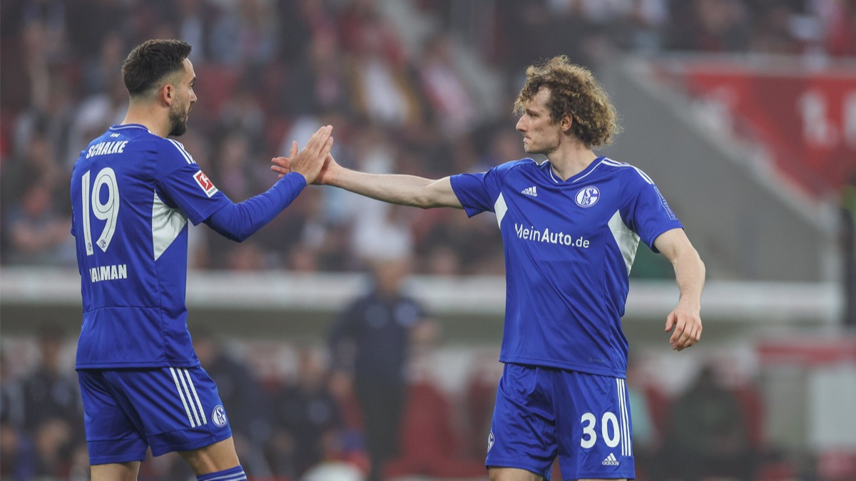 Schalke son dakikada 3 puan kapt