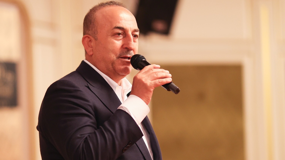 Bakan Çavuşoğlu: Sudan Büyükelçiliğimizi Port Sudan'a taşıyoruz