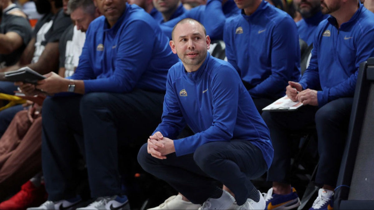 Toronto Raptors, başantrenörlük görevi için David Adelman ile görüşecek 