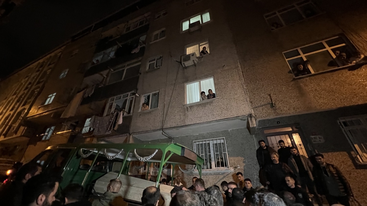 Zeytinburnu'nda sır olay! Ölü bulundu