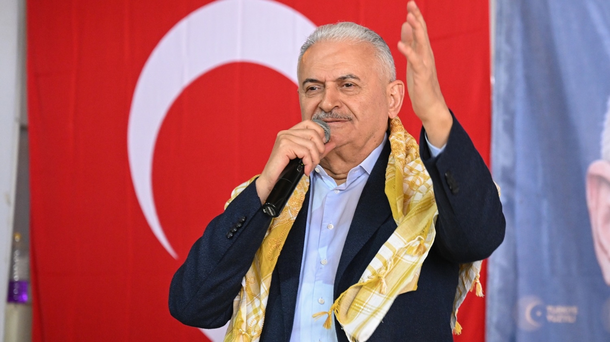 AK Parti Genel Bakanvekili Yldrm: Pazar gn bunlar al aa ediyoruz