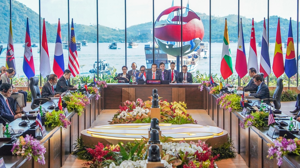 ASEAN'dan 'ihtilaflar krkleyecek eylemlerden kann' ars