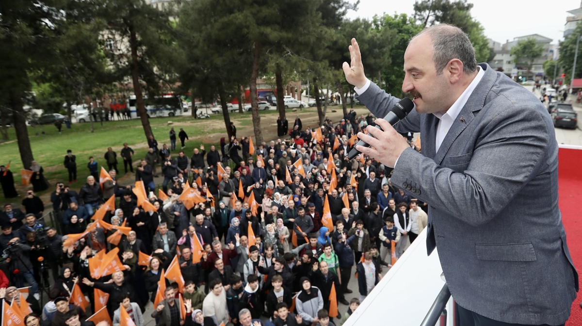 Bakan Varank: Kılıçdaroğlu, yine bir kaset operasyonuyla Muharrem İnce'yi saf dışı bıraktı