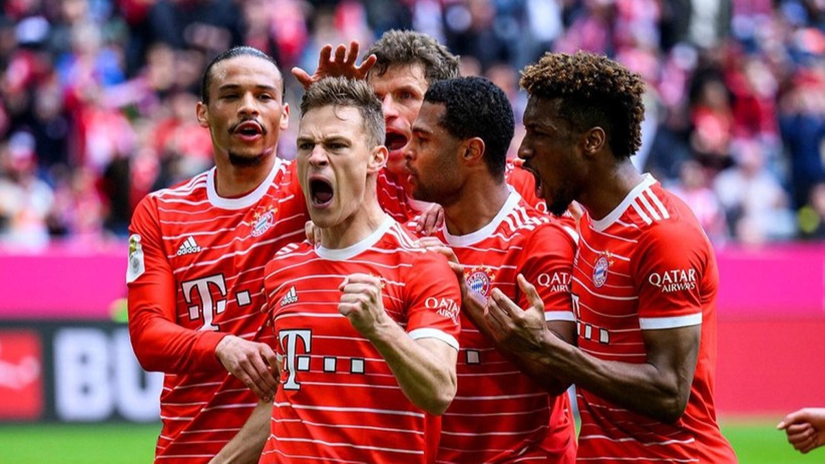 Bayern Mnih, Schalke 04' sahadan sildi