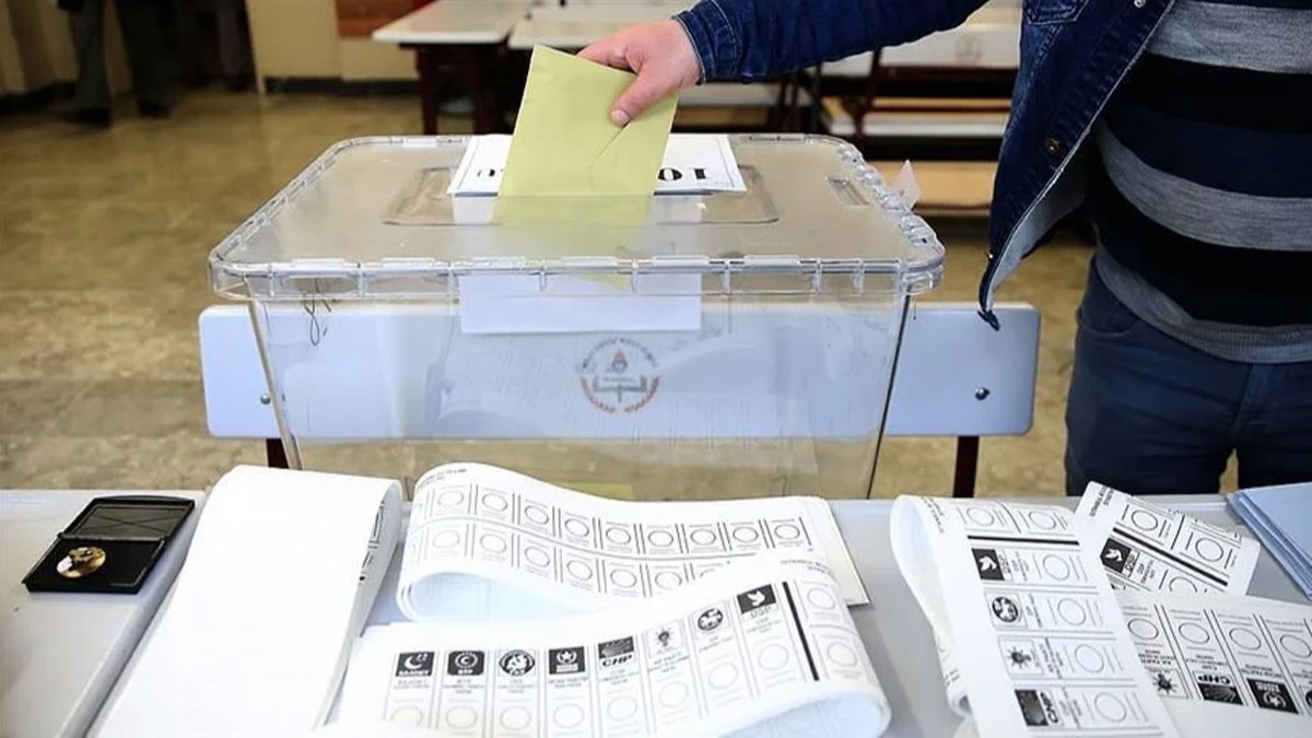 Sandk banda kalp krizi geiren 3 kii hayatn kaybetti