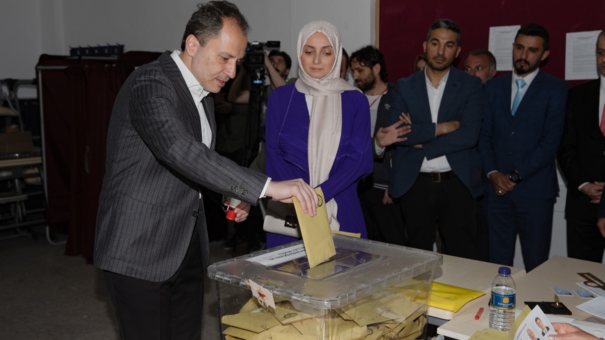 Yeniden Refah Partisi, Saadet Partisi'ni geride bıraktı