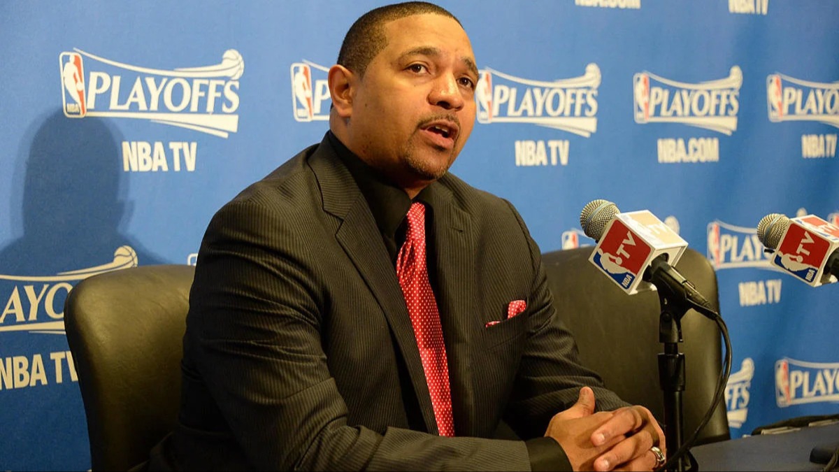 Milwaukee Bucks, eski kou Mark Jackson ile grt!