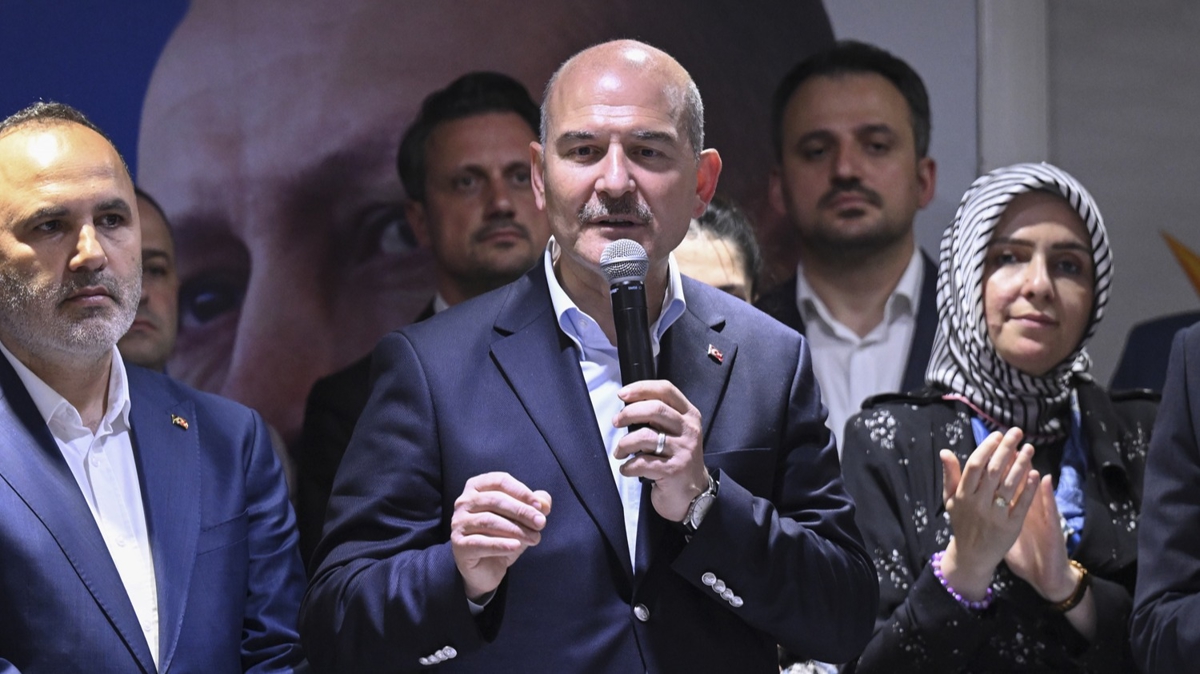 Bakan Soylu: Bundan daha büyük bir demokrasi dersi yoktur