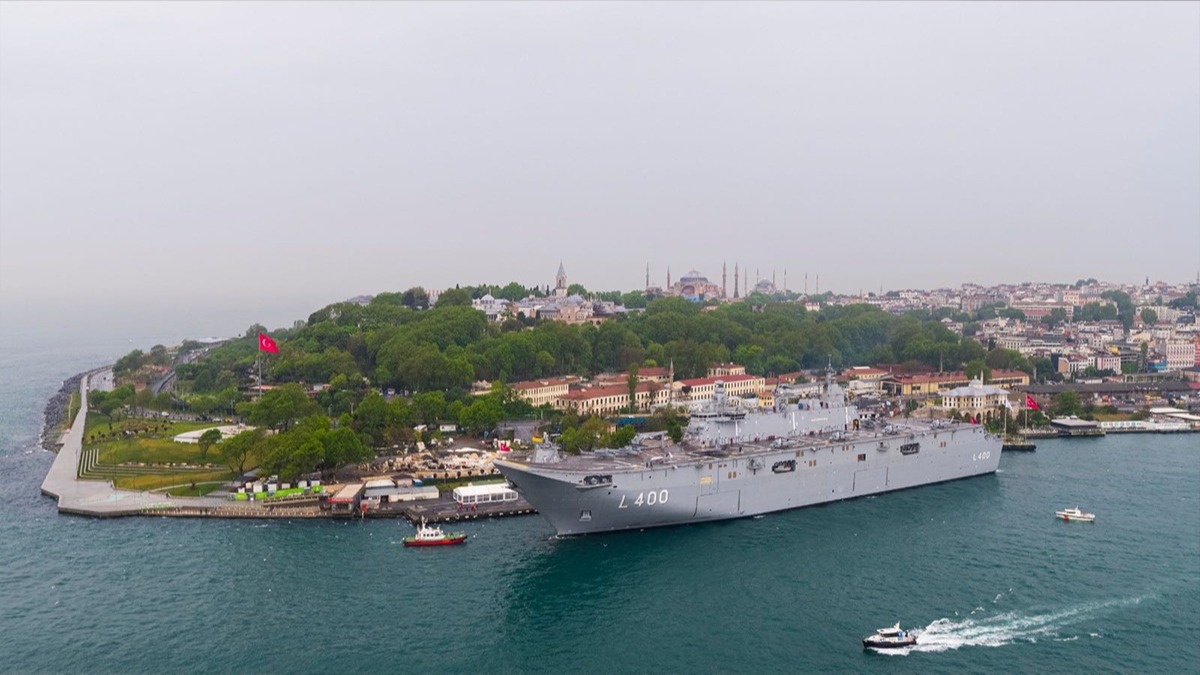 TCG Anadolu İstanbul'a döndü! Tekrar ziyarete açılacak 