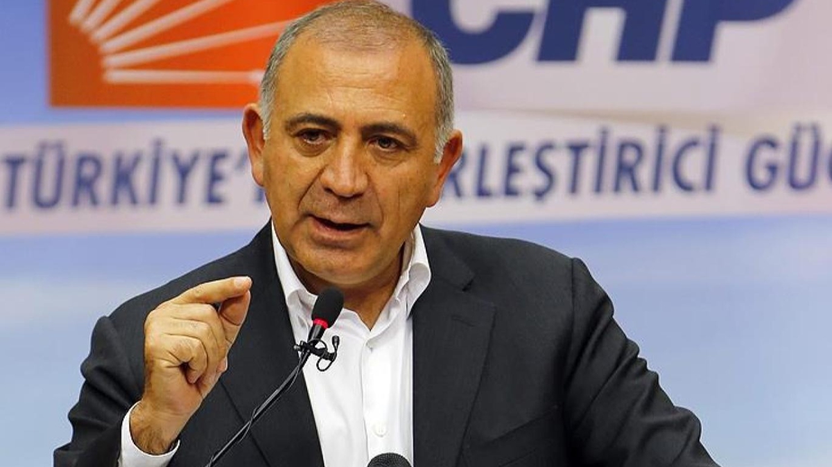 CHP'de 'Grsel Tekin' krizi! nce rest, sonra geri vites