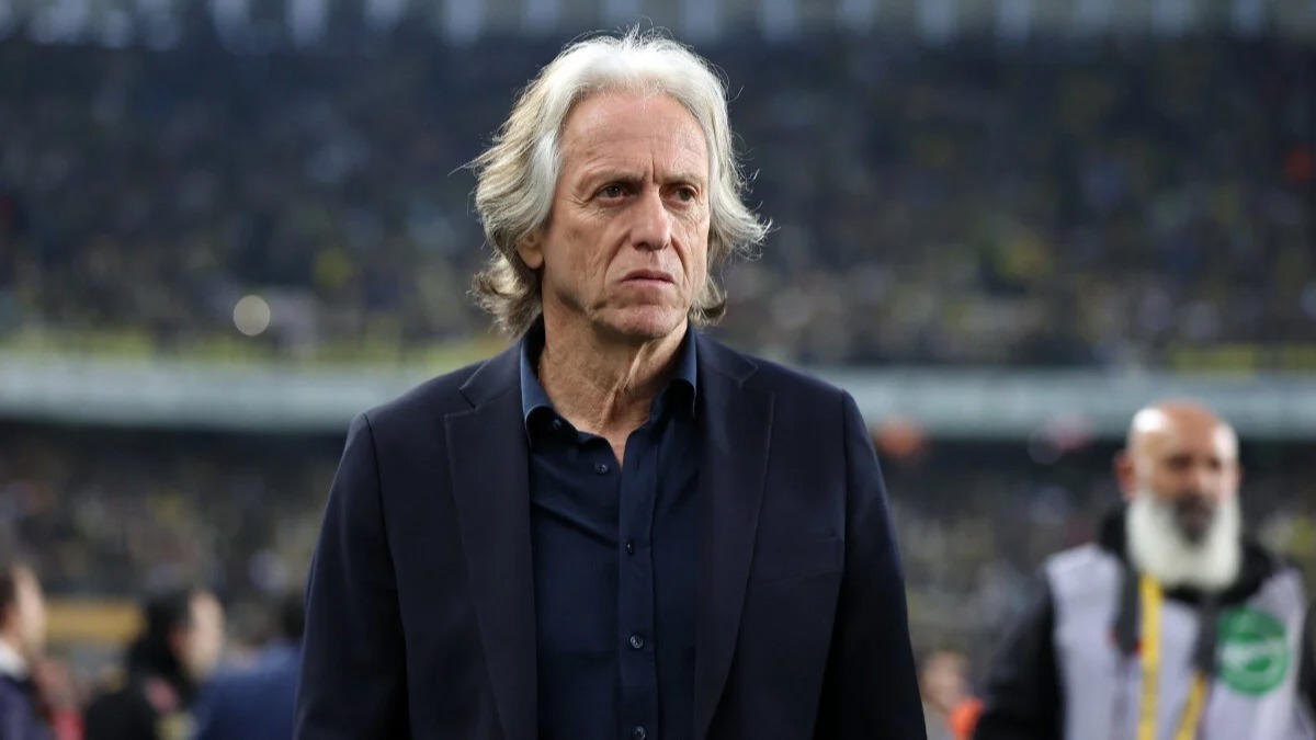Jorge Jesus: Matematiksel olarak şansımız devam ettiği sürece sonuna kadar inanacağız