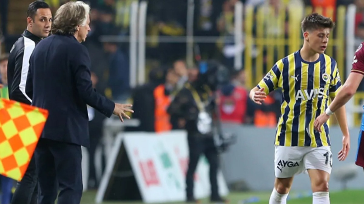 Jorge Jesus ile Arda Gler arasnda srpriz tartma
