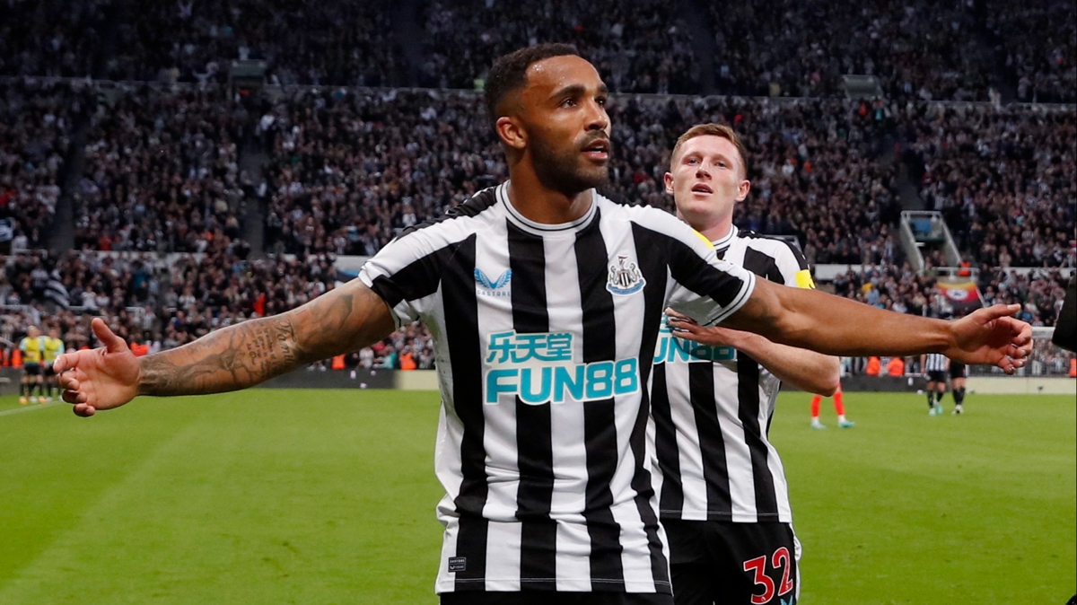 Newcastle United rakibini sahadan sildi