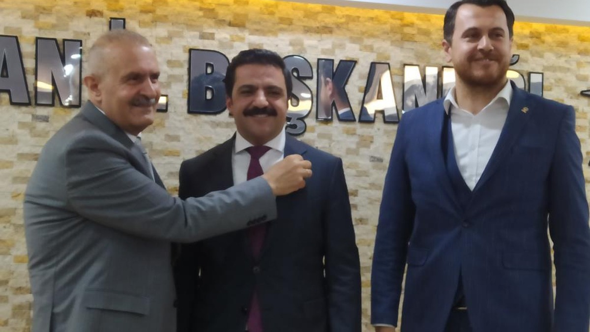 DEVA Partisi'nden istifa edip AK Parti'ye geçtiler