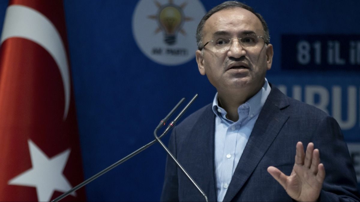 Adalet Bakan Bozda'dan 'Sinan Oan' ve 'mit zda' aklamas
