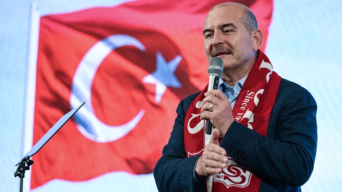 Bakan Soylu: Sahada daha fazla grnr olmaya alyoruz