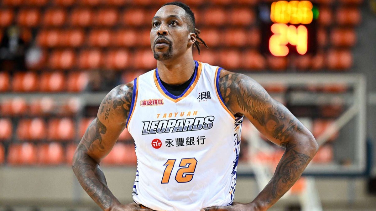 Dwight Howard, kariyerini NBA'de bitirmek istiyor