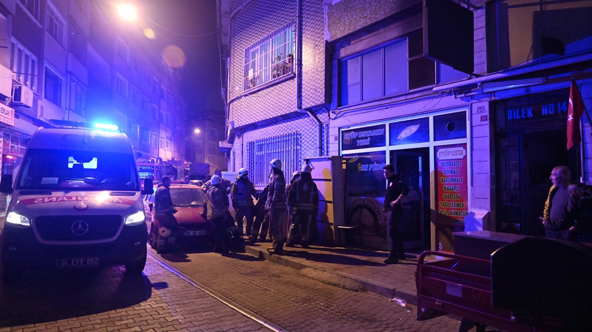 Fatih'teki i yerinde kan yangnda 4' ar 6 kii yaraland