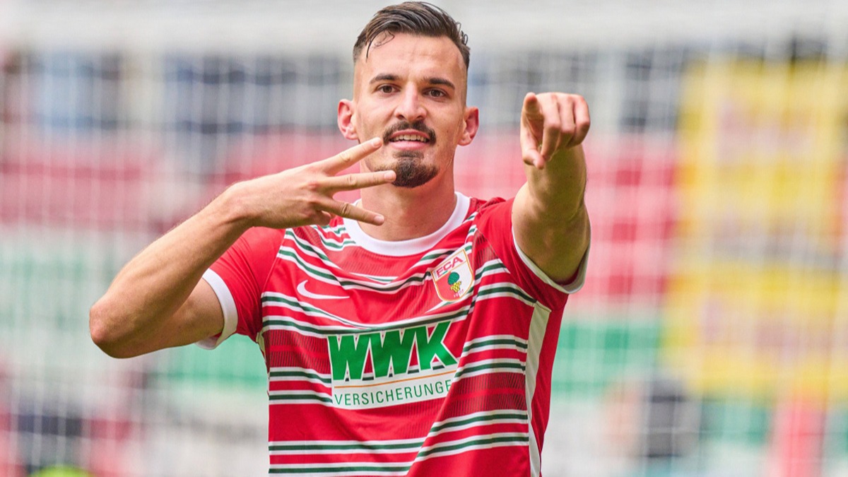 Mergim Berisha'nn yeni adresi Augsburg oldu