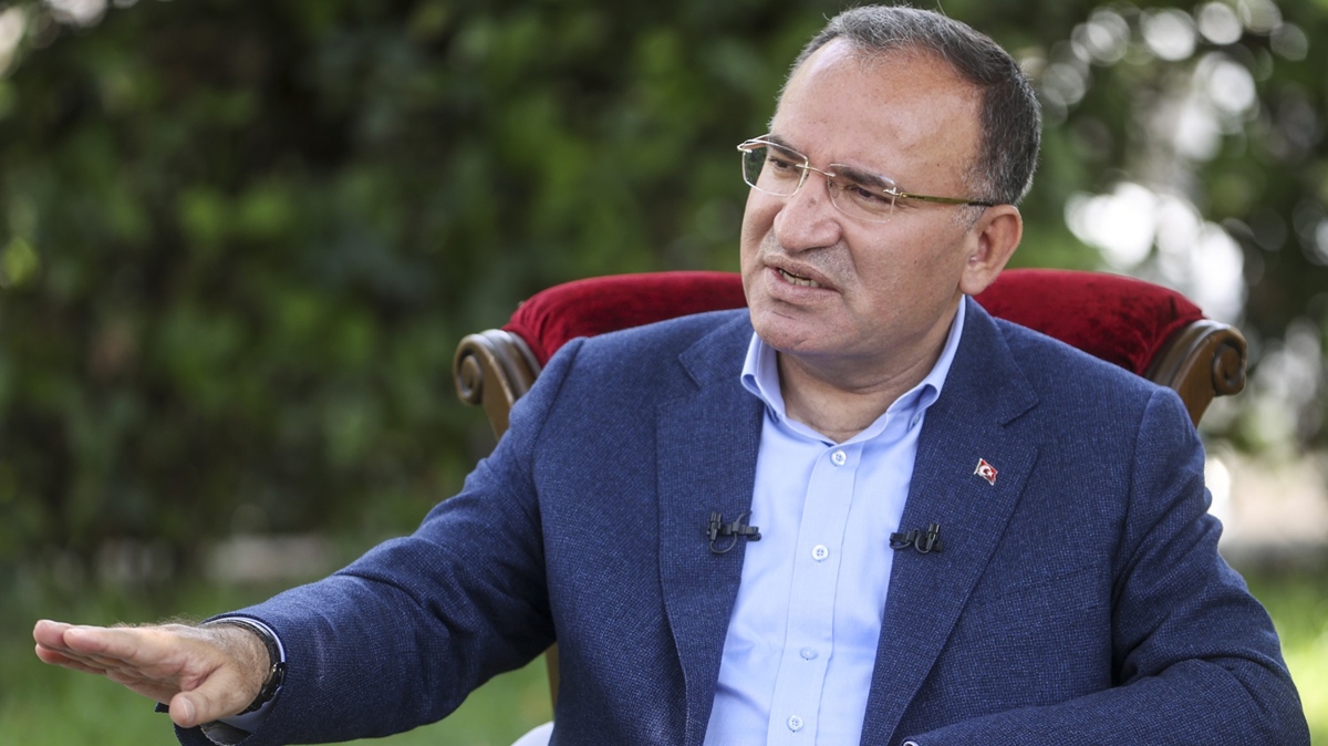 Bakan Bozdağ'dan Kılıçdaroğlu'na: Senden Bozkurt da Başbuğ da Malkoçoğlu da olmaz