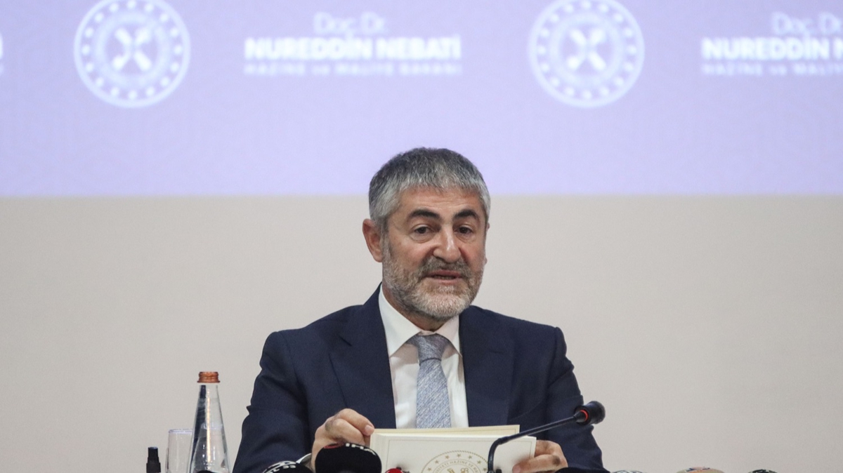 Bakan Nebati: Memur maalarnda yaplacak art emeklilere de yansyacak