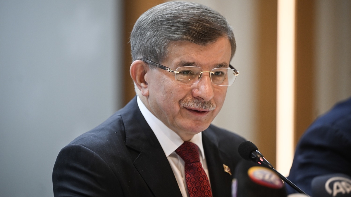 Davutoğlu'ndan 'siyasi vurgun' sorusuna ilginç cevap: Kılıçdaroğlu'nun aday olmasına katkımız oldu