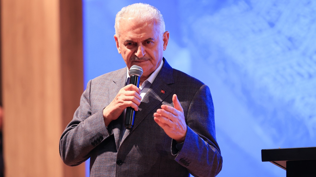 AK Parti Genel Bakanvekili Yldrm: plerini ellerinde tutanlar da iin iine girdi