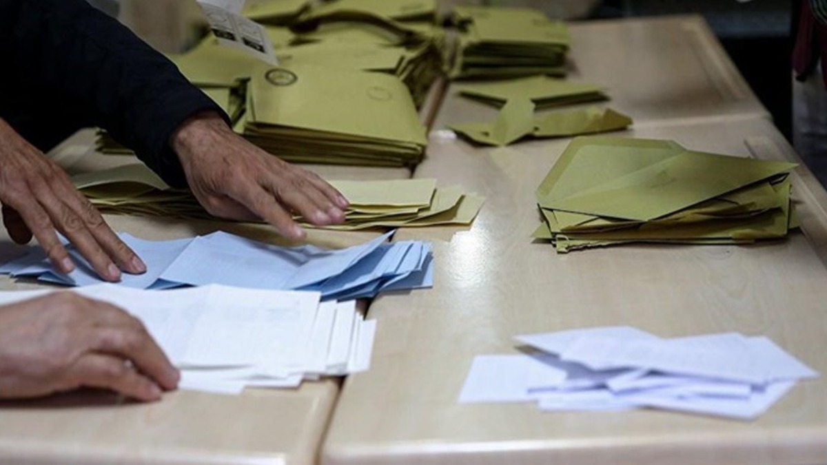 AK Parti'de hazrlklar tamam: Ankara'da 2 bin avukat ve 100 bin mahit grev yapacak