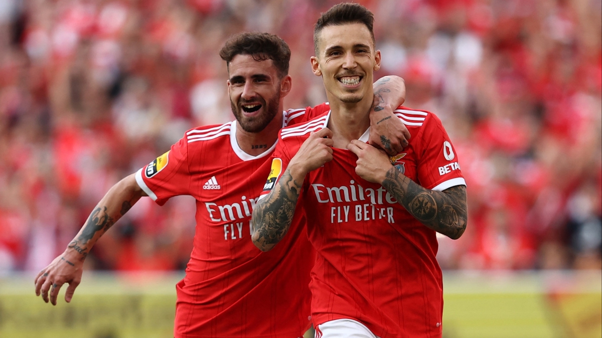 Portekiz'de ampiyon Benfica!