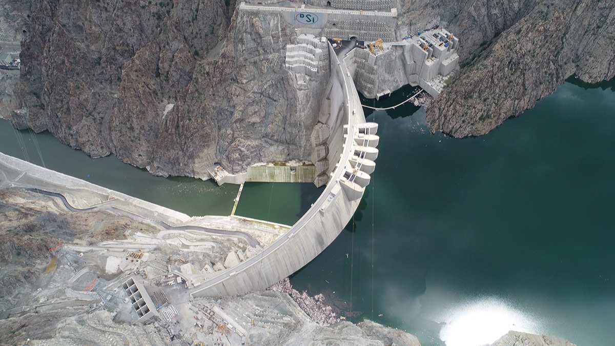 Yusufeli Barajı'nda son 19 metre! İlk elektrik üretimi yapılacak