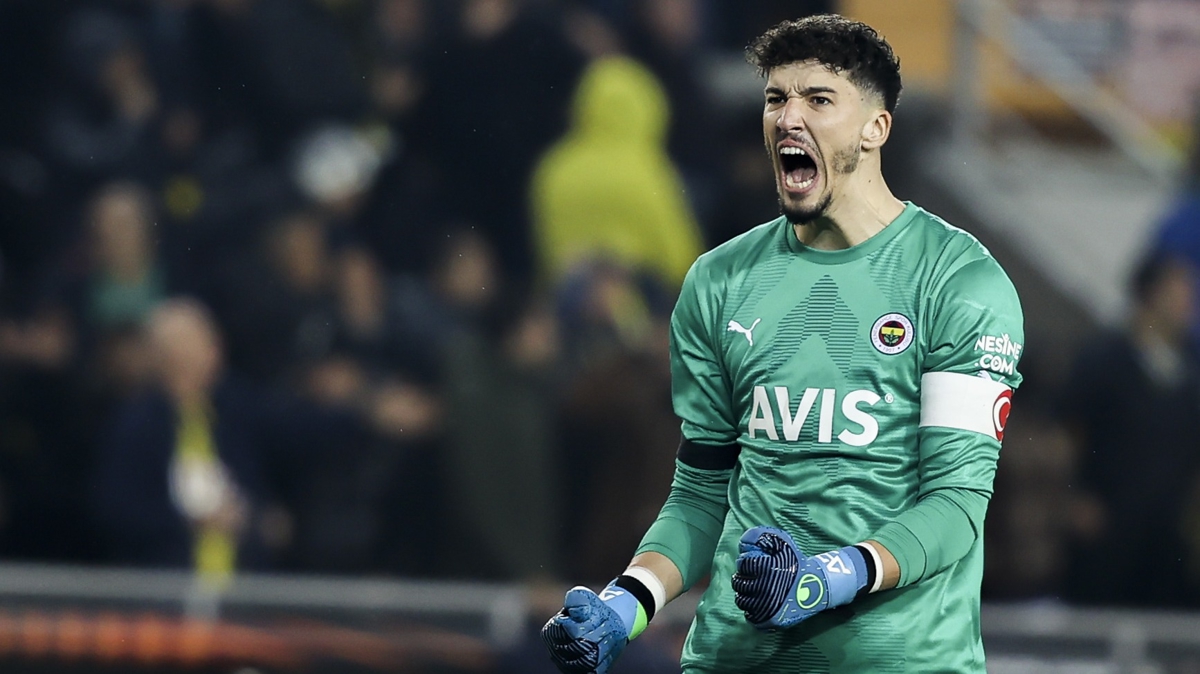Altay Bayndr'dan Fenerbahe'ye gzel haber