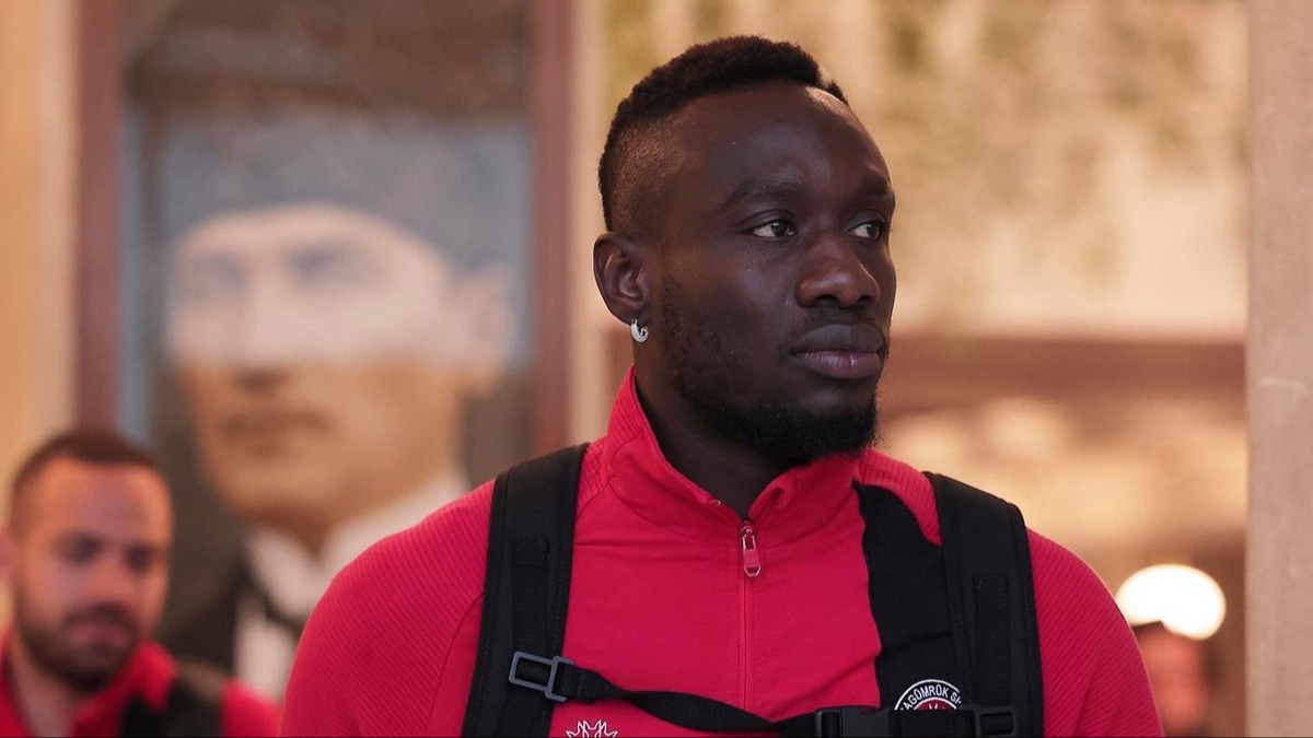 Ve yln transferi bitti! Sper Lig devinin yeni yldz Mbaye Diagne oldu
