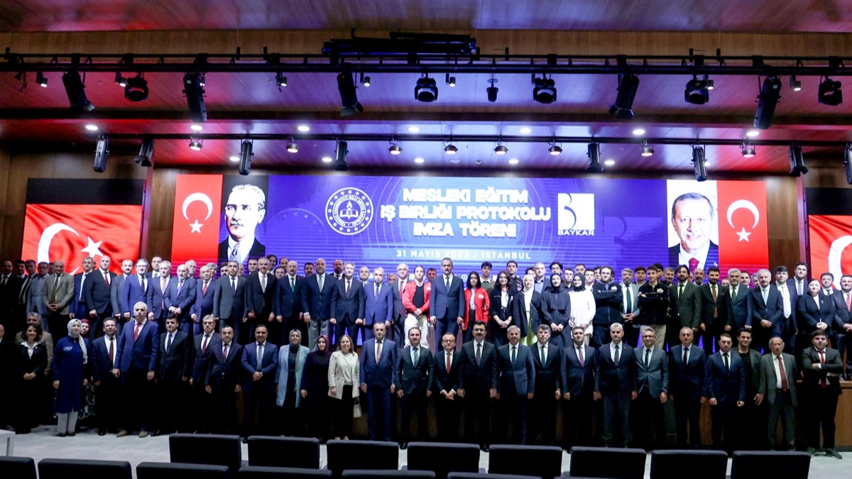 Baykar ve MEB arasnda imzalar atld! Baykar Milli Teknoloji Mesleki ve Teknik Anadolu Lisesi kuruluyor