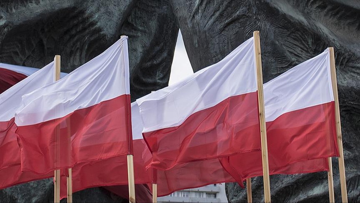 Polonya'da ''Rus etkisi'' yasas hukuksuzluk tartmalarna yol at