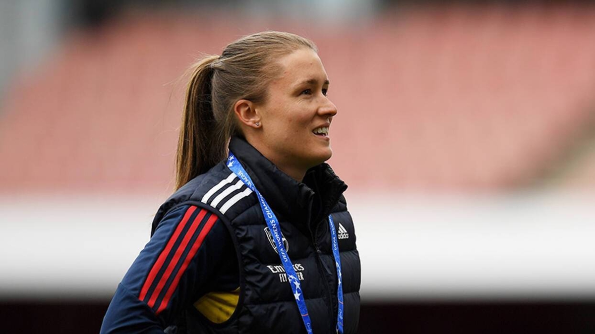 Brentford, U18 takm iin Lydia Bedford ile anlat