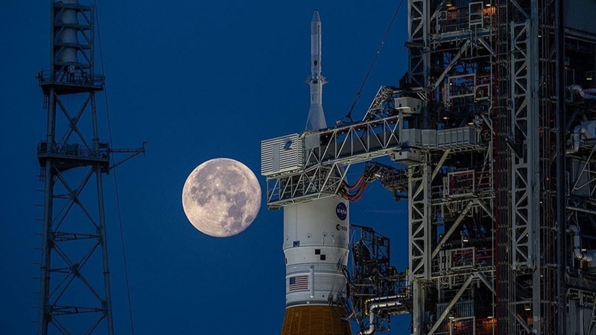 NASA'nn ay roketinin btesini at ortaya kt
