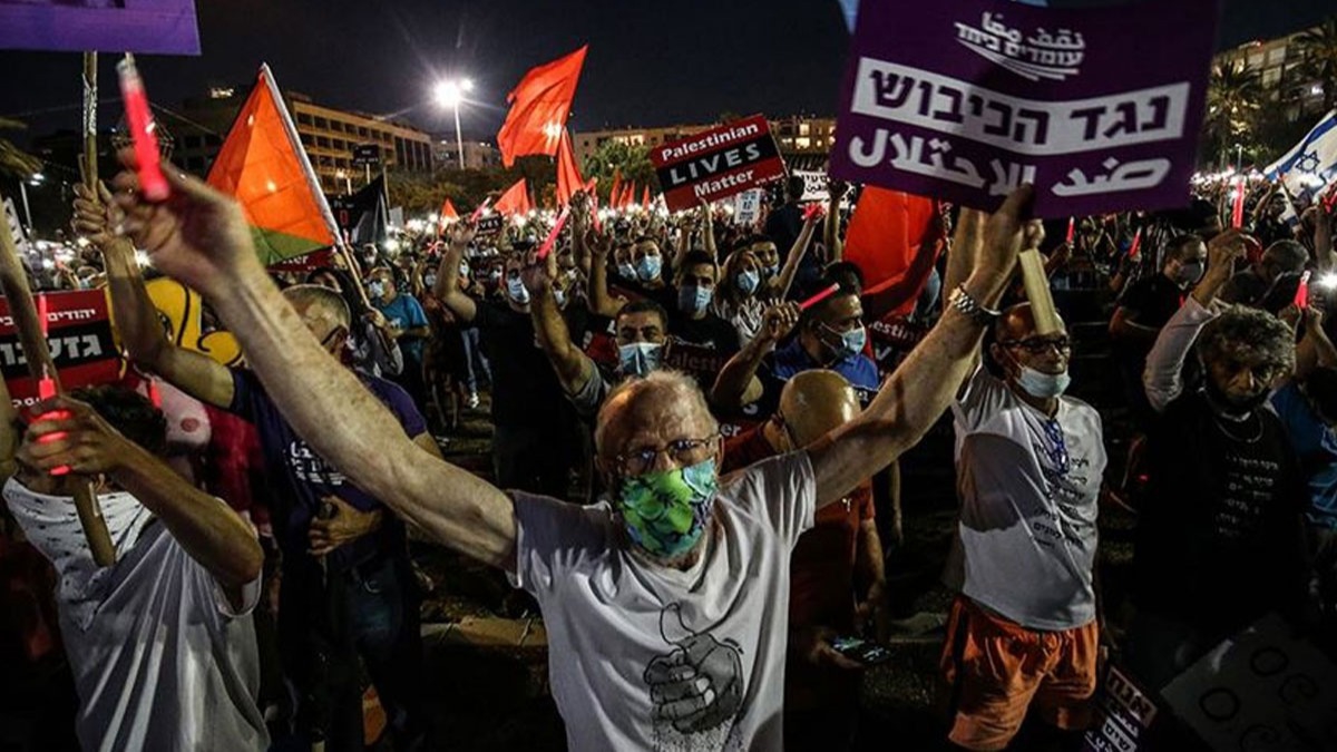 srail'de protestolar devam ediyor
