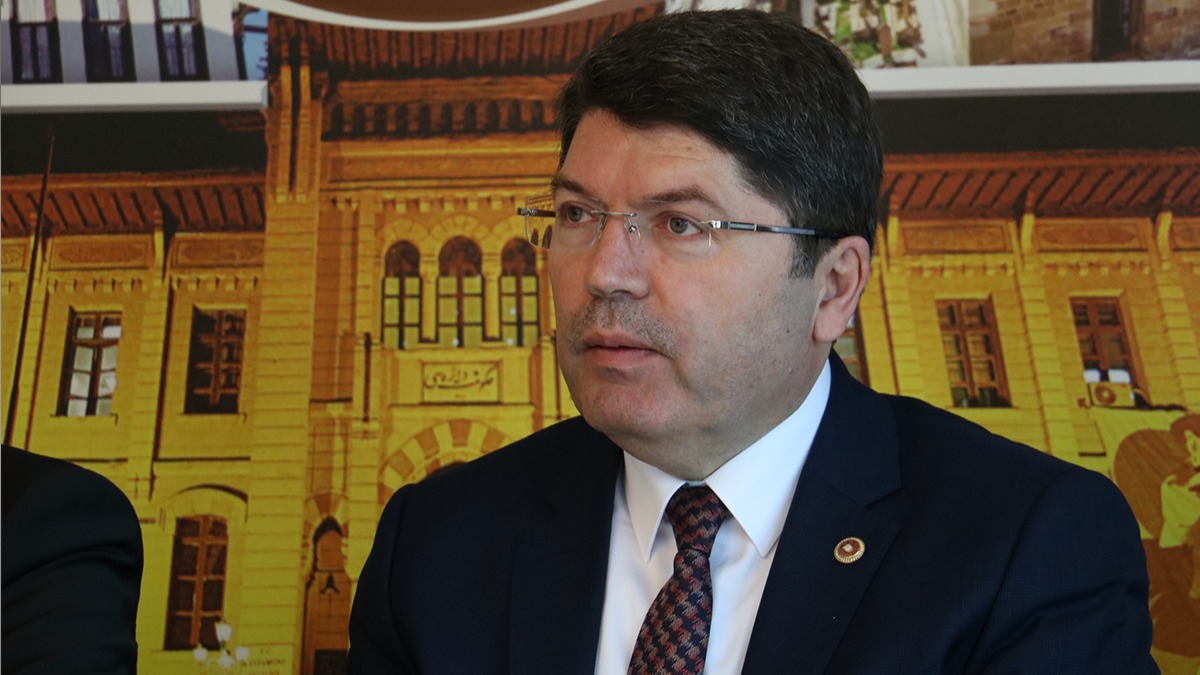 Yeni Adalet Bakan Tun'tan yeni anayasa mesaj: Milletimiz hak ediyor