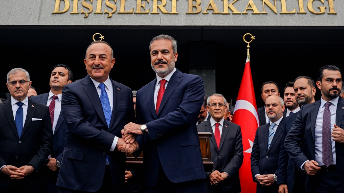 Grevi devralan Dileri Bakan Hakan Fidan'dan ilk mesaj