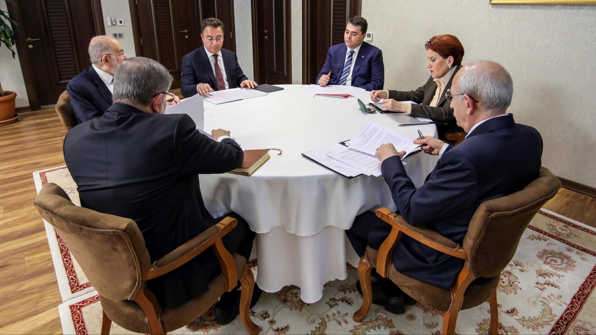 Siyasi vurgun sonras dmeye bastlar! CHP'den aldklar oylarla HDP modeli